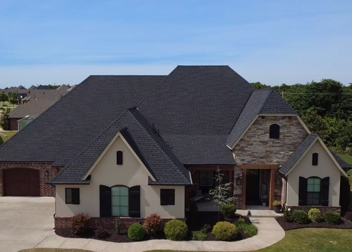 Oklahoma City home exterior available through Hart Real Estate